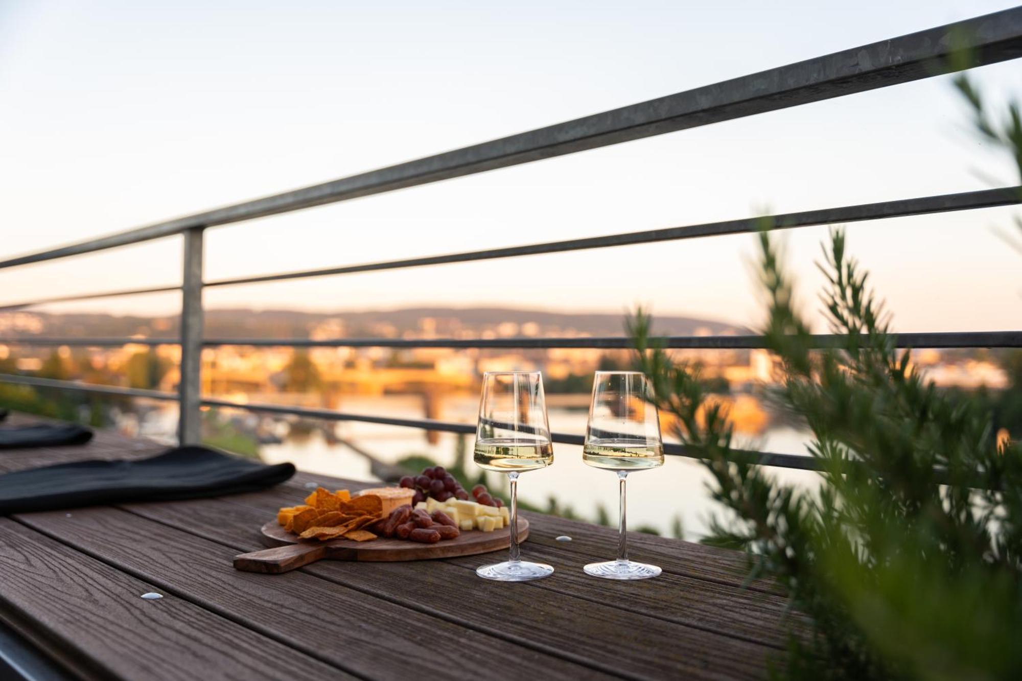 Penthouse Wohnung Mit Schoenem Moselblick In Metternich Koblenz  Eksteriør billede