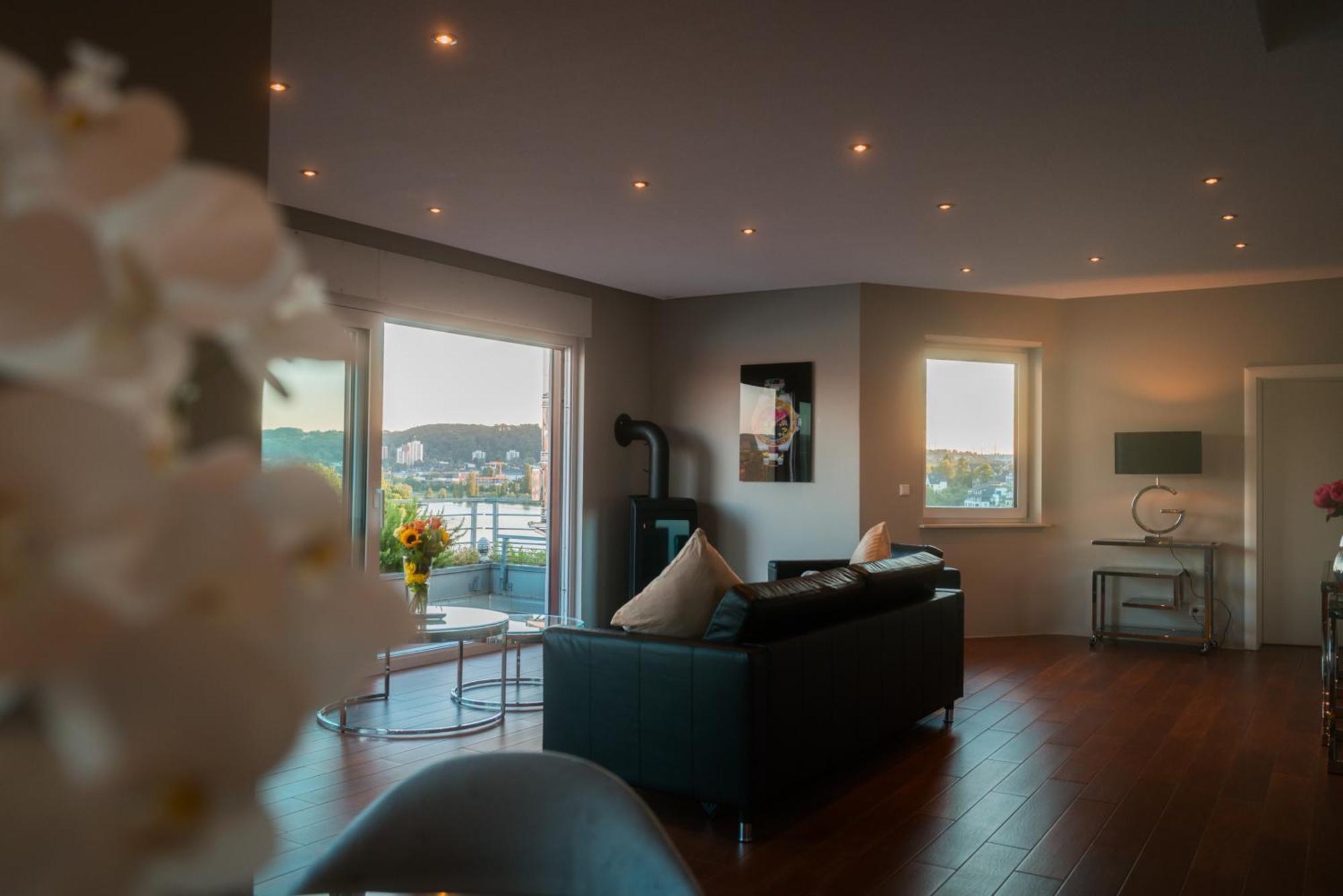 Penthouse Wohnung Mit Schoenem Moselblick In Metternich Koblenz  Eksteriør billede