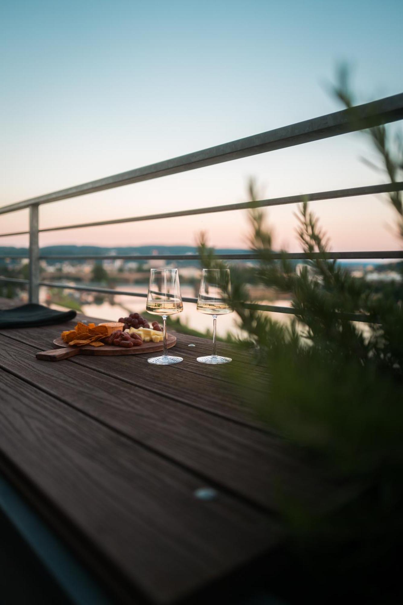 Penthouse Wohnung Mit Schoenem Moselblick In Metternich Koblenz  Eksteriør billede