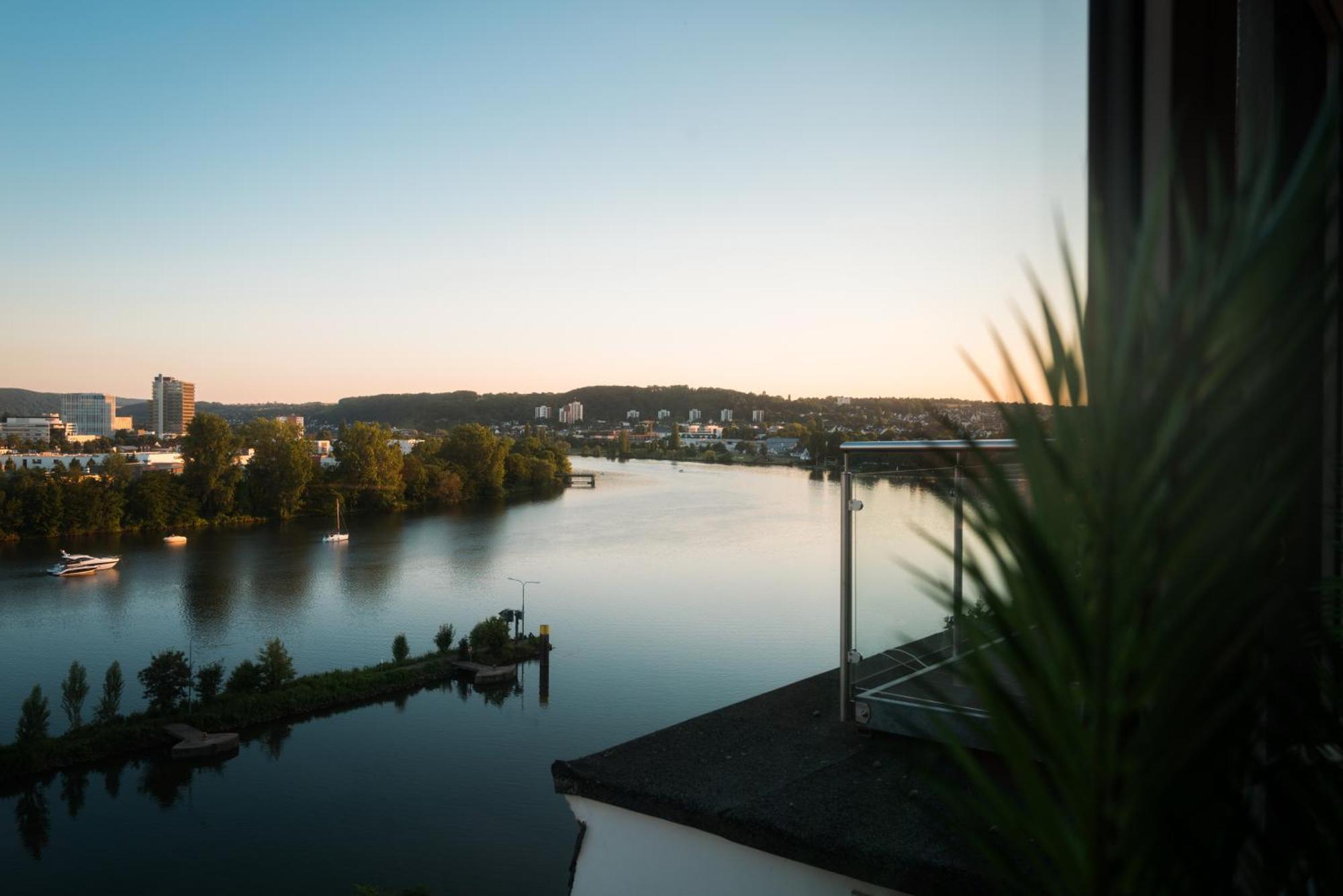 Penthouse Wohnung Mit Schoenem Moselblick In Metternich Koblenz  Eksteriør billede