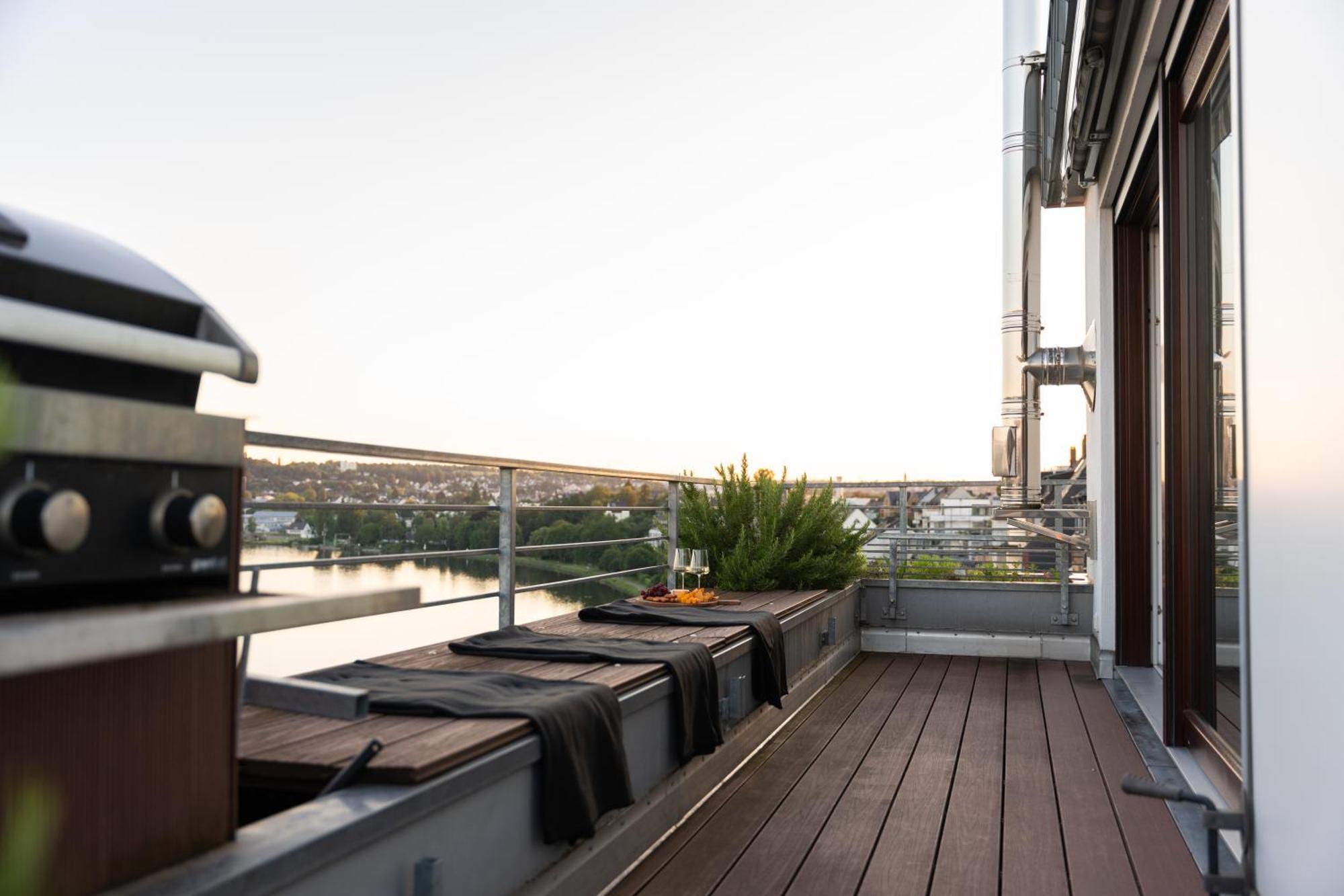 Penthouse Wohnung Mit Schoenem Moselblick In Metternich Koblenz  Eksteriør billede